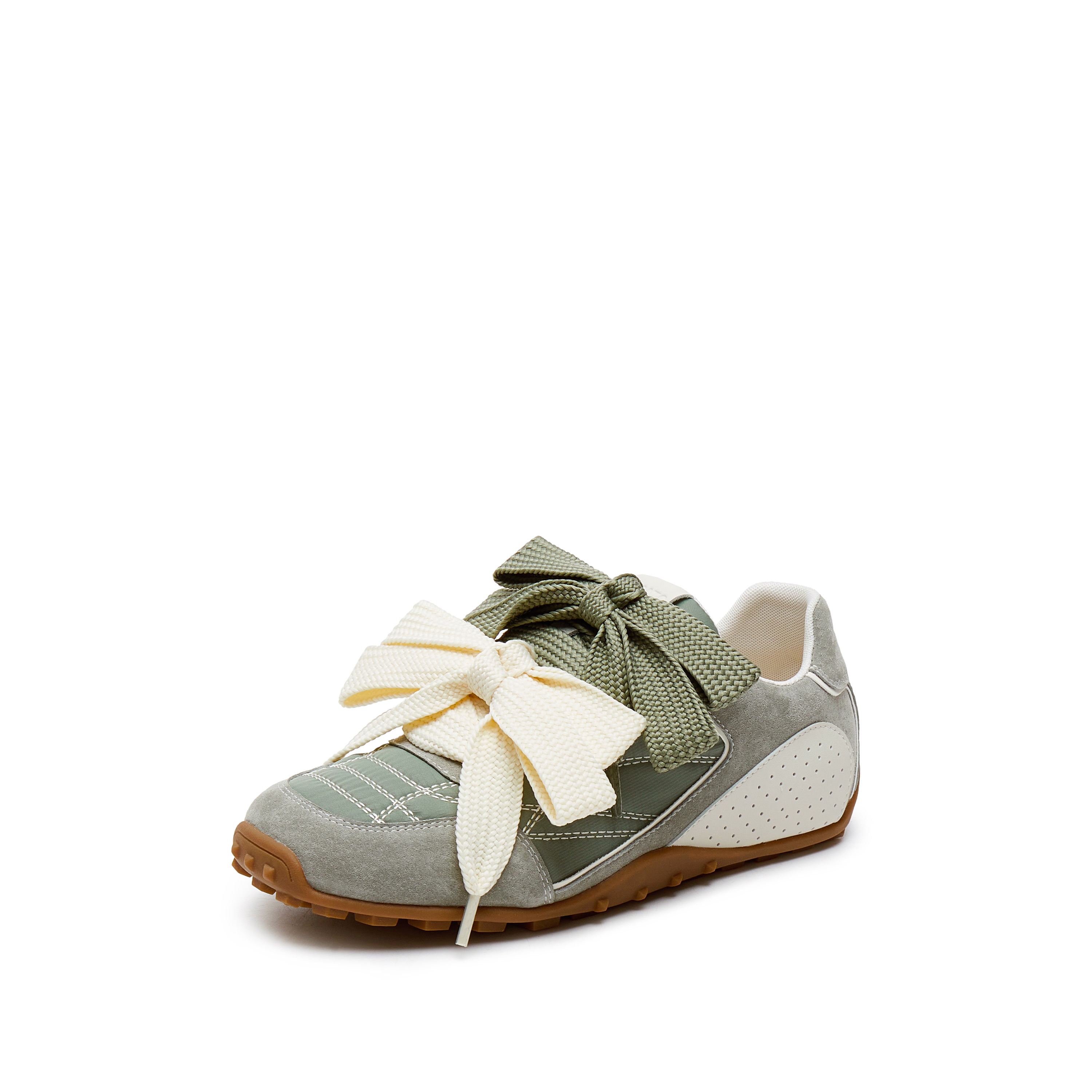 思加图2025春季新款蝴蝶酥甜美德训鞋运动休闲鞋百搭透气单鞋女鞋子S1210AM5