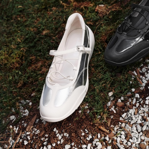 思加图2025春季新款魔镜魔镜芭蕾舞鞋平底鞋银色单鞋女鞋EB306AA5