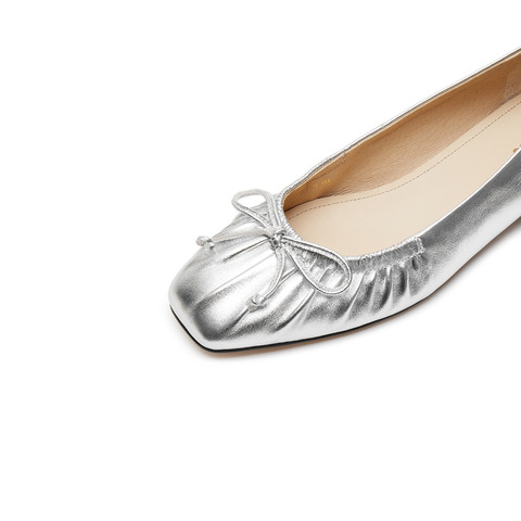 思加图2025春季新款芭蕾舞鞋平底鞋一脚蹬浅口鞋单鞋女皮鞋EUE25AQ5