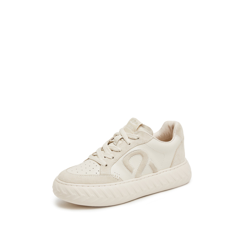 思加图2025春季新款百搭板鞋厚底运动休闲鞋系带女鞋EPC01AM5