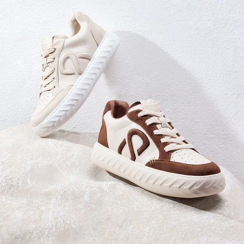 思加图2025春季新款百搭板鞋厚底运动休闲鞋系带女鞋EPC01AM5