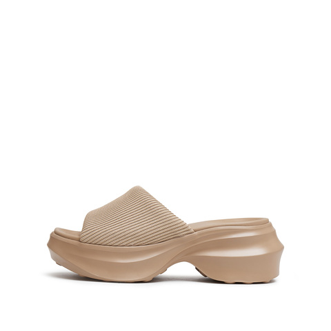 思加图2025夏季新款雪芙蕾休闲拖鞋厚底增高凉拖鞋女奶油鞋EE503BT5