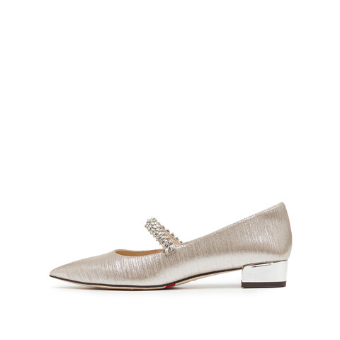 思加图2025秋季新款水星系仙女风玛丽珍鞋尖头浅口单鞋女鞋EG423CQ5