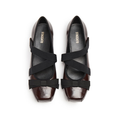 思加图2025秋季新款复古芭蕾舞鞋浅口鞋平底单鞋小皮鞋女鞋R2516CQ5