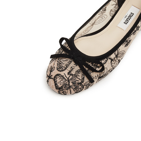 思加图2025秋季新款优雅蕾丝鞋平底鞋浅口鞋一脚蹬单鞋女鞋EGV03CQ5