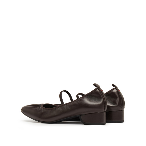 思加图2025秋季新款东京诗集法式玛丽珍鞋粗跟浅口单鞋女鞋EGS05CQ5