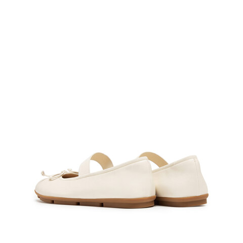 思加图2025秋季新款芭蕾舞鞋平底鞋浅口鞋单鞋温柔女鞋子EG705CQ5