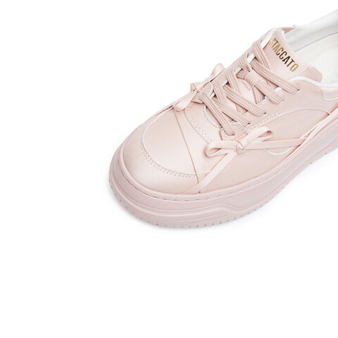 思加图2025秋季新款捕梦蝴蝶小白鞋板鞋厚底增高休闲鞋女EUW27CM5