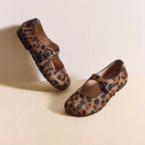 思加图2025秋季新款复古法式玛丽珍鞋平底鞋浅口鞋单鞋女鞋Y2603CQ5