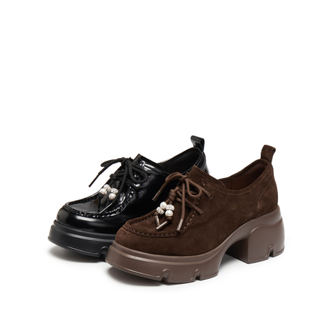 思加图2025秋季新款熔岩黑巧袋鼠鞋厚底增高小皮鞋女单鞋Y6361CM5