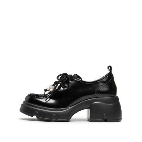 思加图2025秋季新款熔岩黑巧袋鼠鞋厚底增高小皮鞋女单鞋Y6361CM5