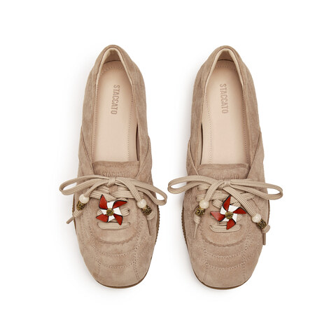 思加图2025秋季新款复古芭蕾舞鞋平底鞋单鞋女鞋子Y2661CA5