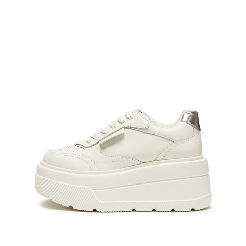 思加图2025秋季新款百搭小白鞋厚底增高板鞋松糕鞋休闲女C2152CM5