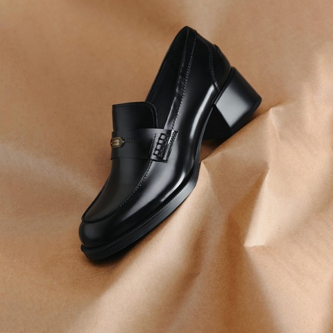 思加图2025秋季新款英伦风乐福鞋粗跟增高小皮鞋单鞋女皮鞋EGY02CA5