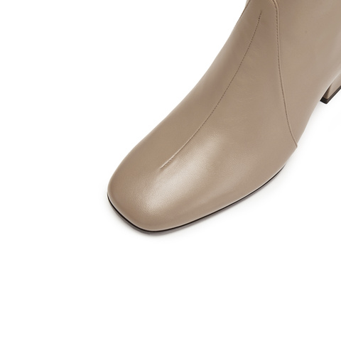 思加图2025冬季新款奶油靴短靴时装靴粗跟气质通勤女皮靴EIA02DD5