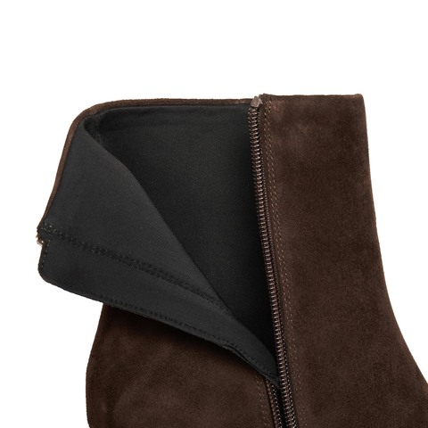 思加图2025冬季新款雾都恋人时装靴短靴粗跟复古女皮靴子EIB02DD5