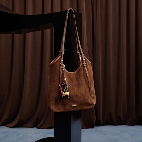 思加图2025秋季新款奇异果背心包大容量托特包单肩背提包X8271CX5