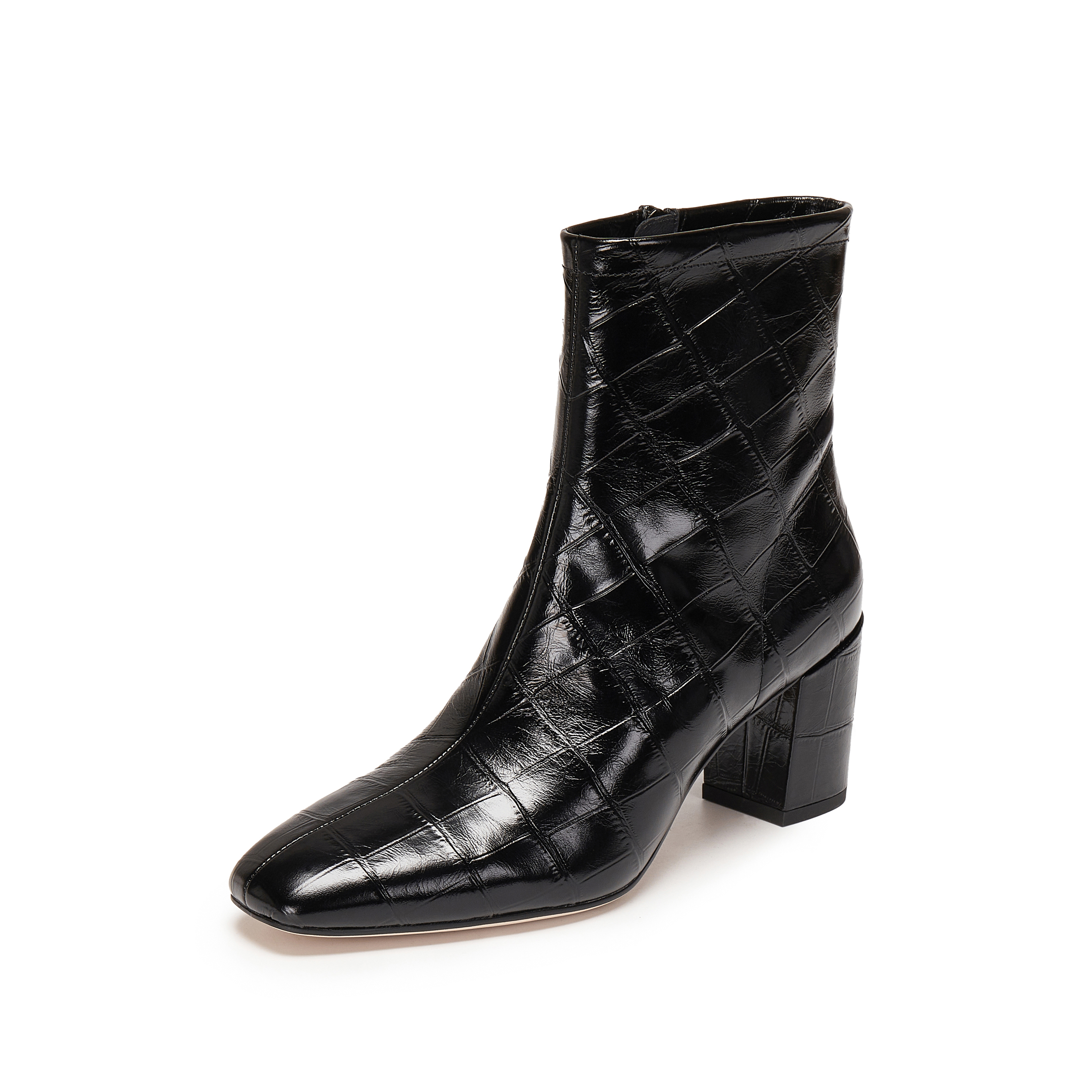 思加图2025冬季新款优雅时装靴短靴高跟靴黑色通勤女皮靴EYJ01DD5