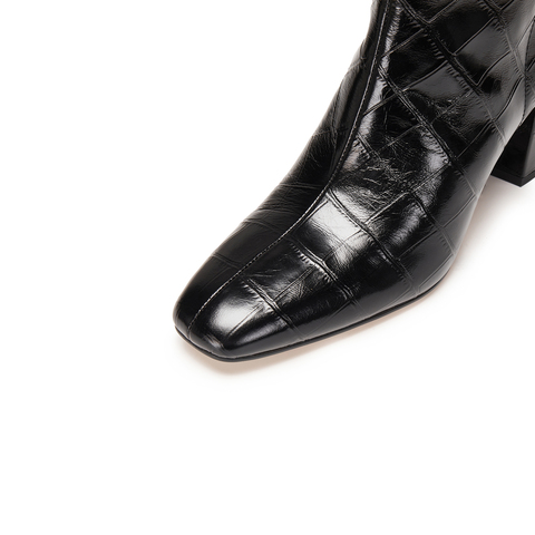 思加图2025冬季新款优雅时装靴短靴高跟靴黑色通勤女皮靴EYJ01DD5