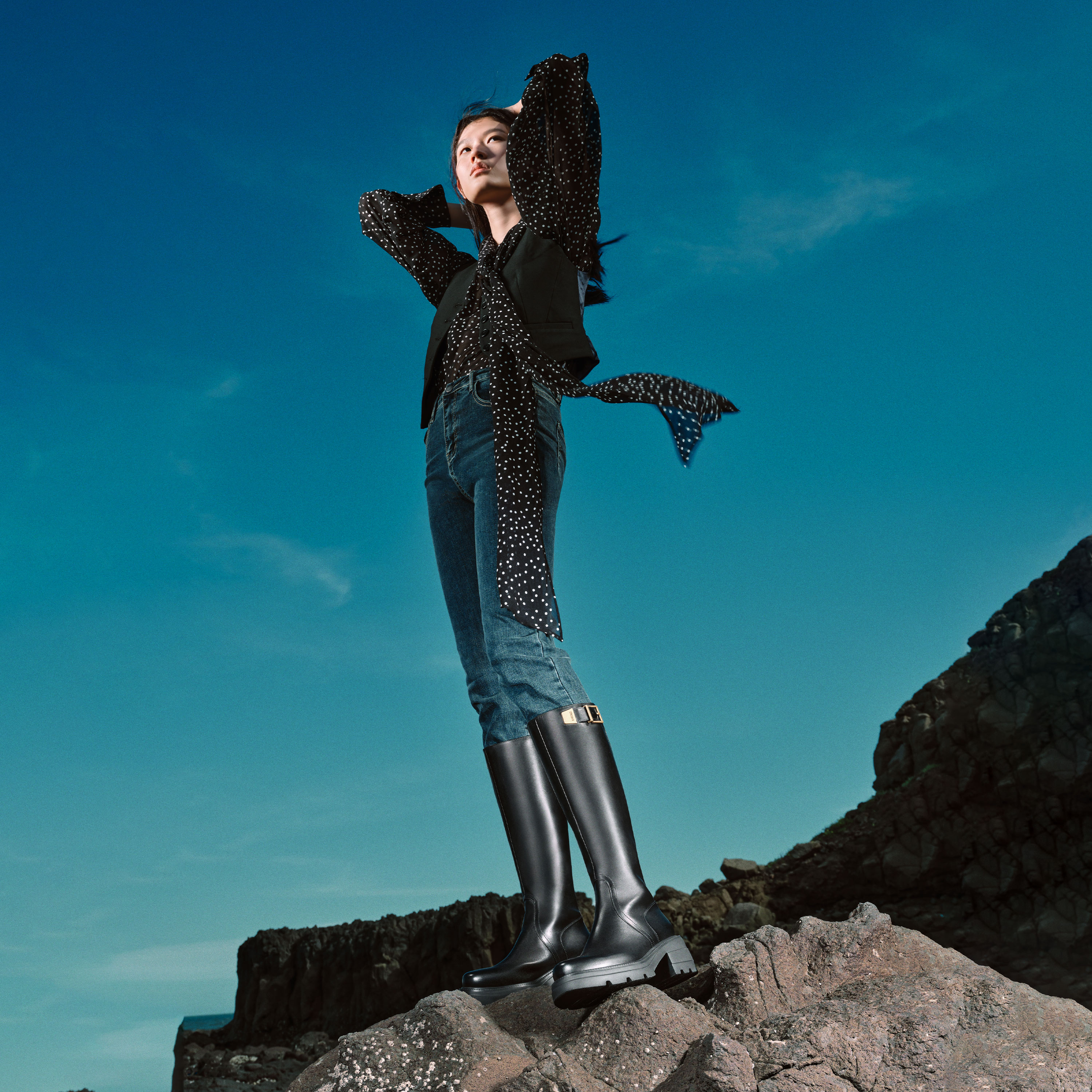 思加图2025冬季新款马鞍靴骑士靴机车靴长靴高筒靴女靴子EEZ19DG5