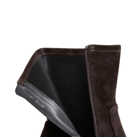 思加图2025冬季新款巴黎小姐中靴时装靴细跟气质女皮靴子9S002DZ5