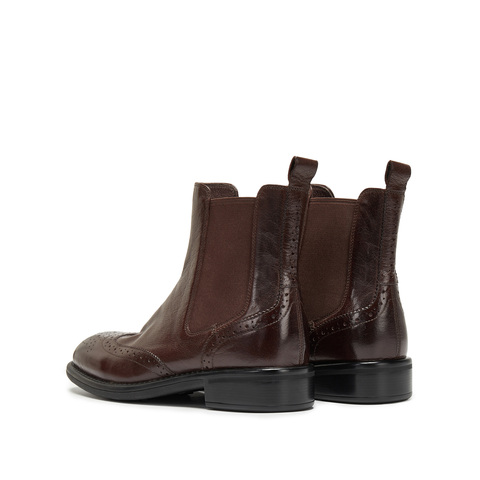 思加图2025冬季新款海伦小姐切尔西靴短靴时装靴复古女靴J8020DD5