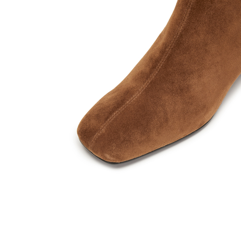 思加图2025冬季新款气质通勤时装靴短靴粗跟美拉德女靴子Y8901DD5