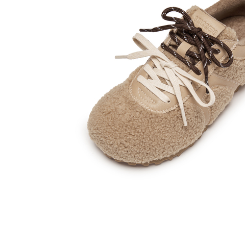 思加图2025冬季新款复古毛毛鞋德训鞋保暖平底鞋系带女鞋S2901DM5