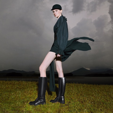 思加图2025冬季新款蝶翼骑士长靴骑士靴时装靴粗跟女靴子EC342DG5