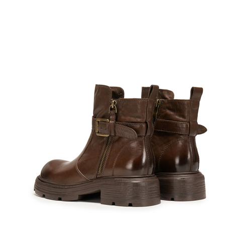 思加图2025冬季新款英伦风工装靴短靴厚底增高时装靴女靴J5883DD5