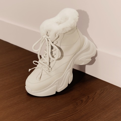 思加图2025冬季新款复古雪地靴保暖短靴厚底增高时装靴女S1851DD5