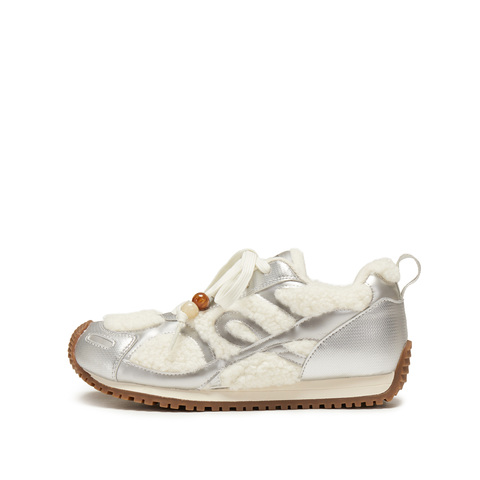 思加图2025冬季新款复古毛毛鞋加绒保暖休闲鞋平底鞋女鞋J2570DM5