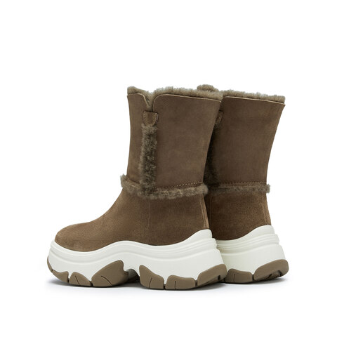 思加图2025冬季新款复古雪地靴中靴厚底增高保暖时装靴女靴Y1116DZ5