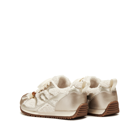 思加图2025冬季新款复古毛毛鞋加绒保暖休闲鞋平底鞋女鞋J2570DM5