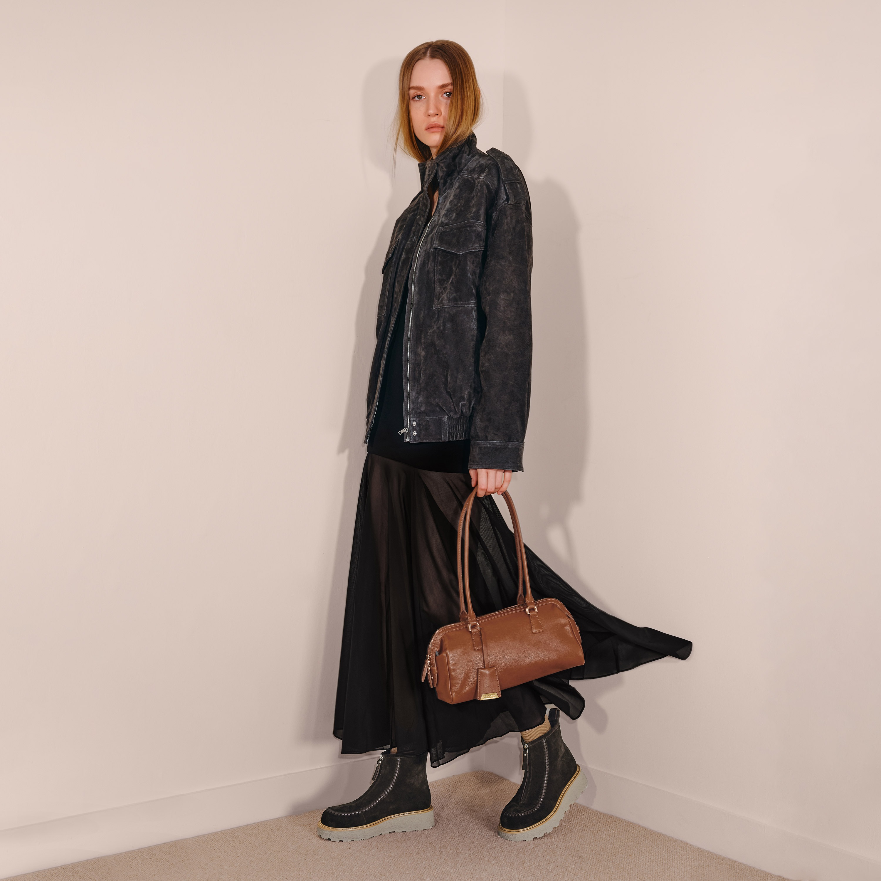 思加图2025冬季新款时尚橙皮书腋下包大容量单肩包手提包X8331DX5