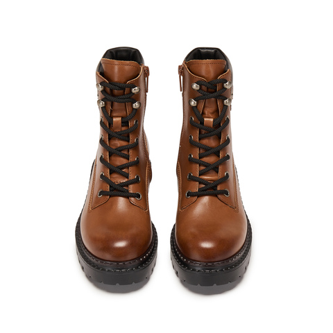 思加图2025冬季新款滚石街马丁靴厚底增高短靴时装靴女靴EIU01DD5