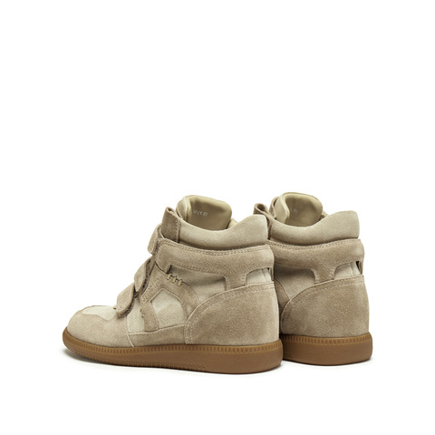 思加图2025冬季新款复古运动靴短靴加绒保暖时装靴女靴子L2088DD5