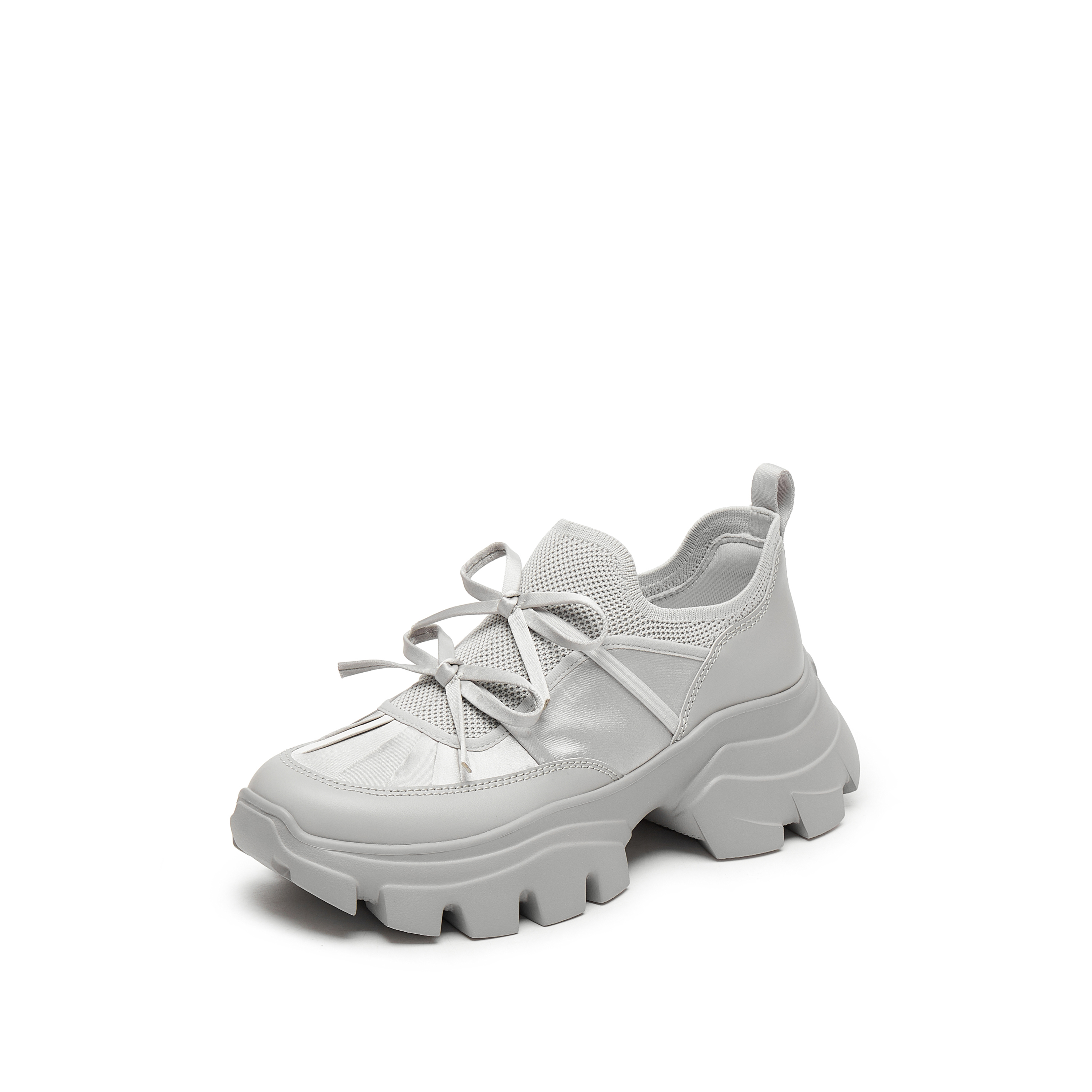 思加图2026春季新款蝴蝶岛老爹鞋厚底增高休闲鞋透气女鞋ECE83AM6