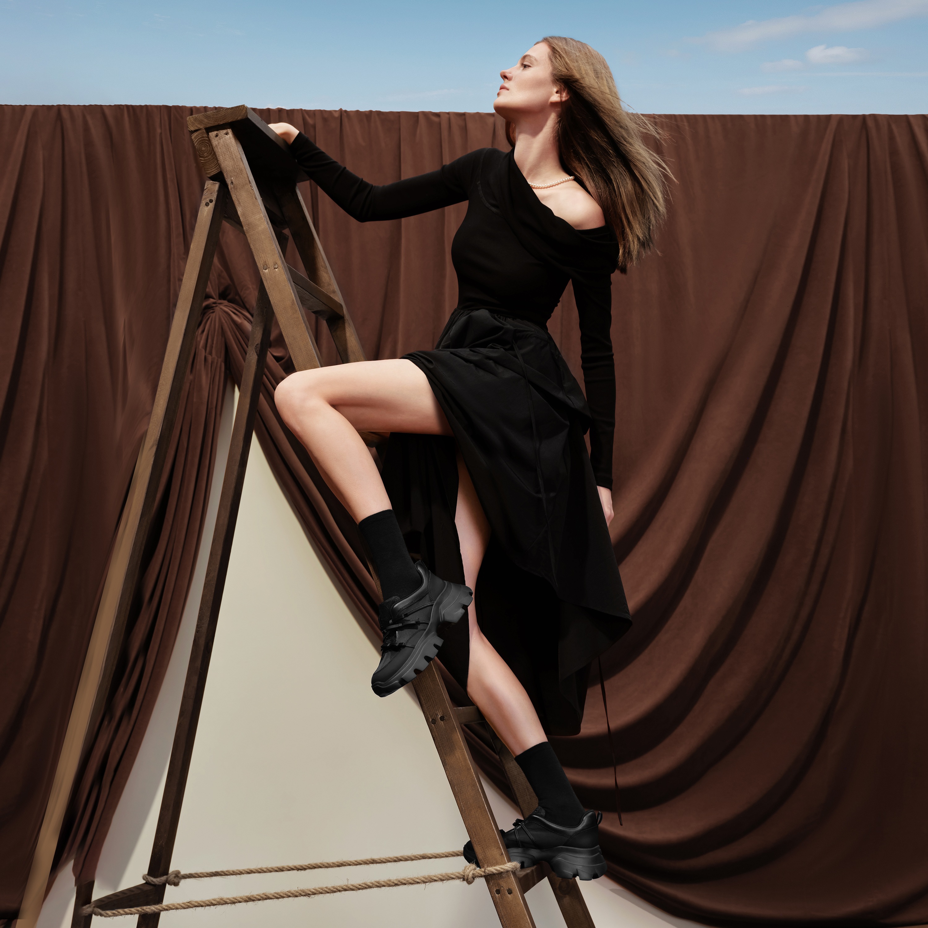 思加图2026新款蝴蝶岛老爹鞋厚底增高运动休闲鞋透气女鞋ECE41AM6