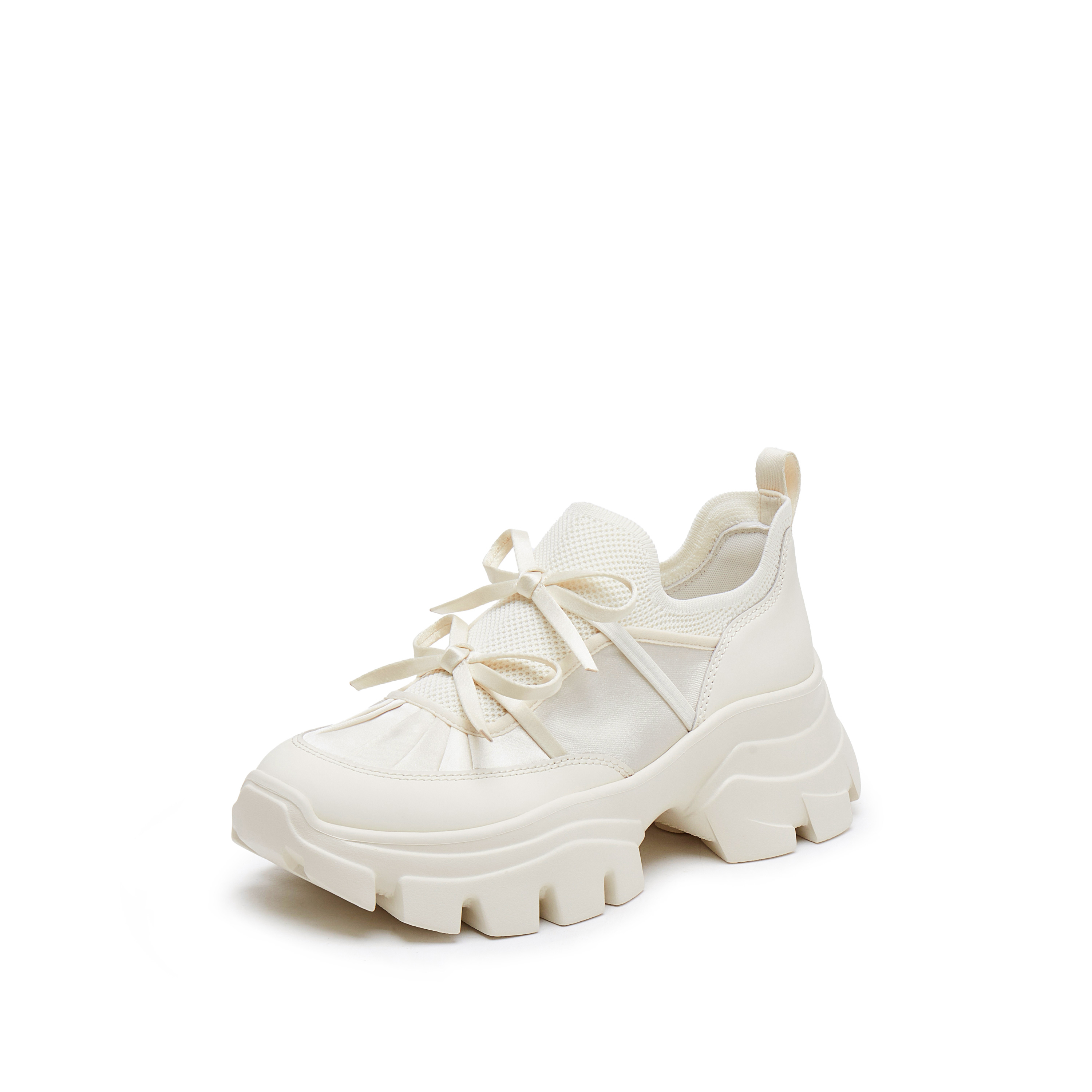 思加图2026春季新款蝴蝶岛老爹鞋厚底增高休闲鞋透气女鞋ECE83AM6