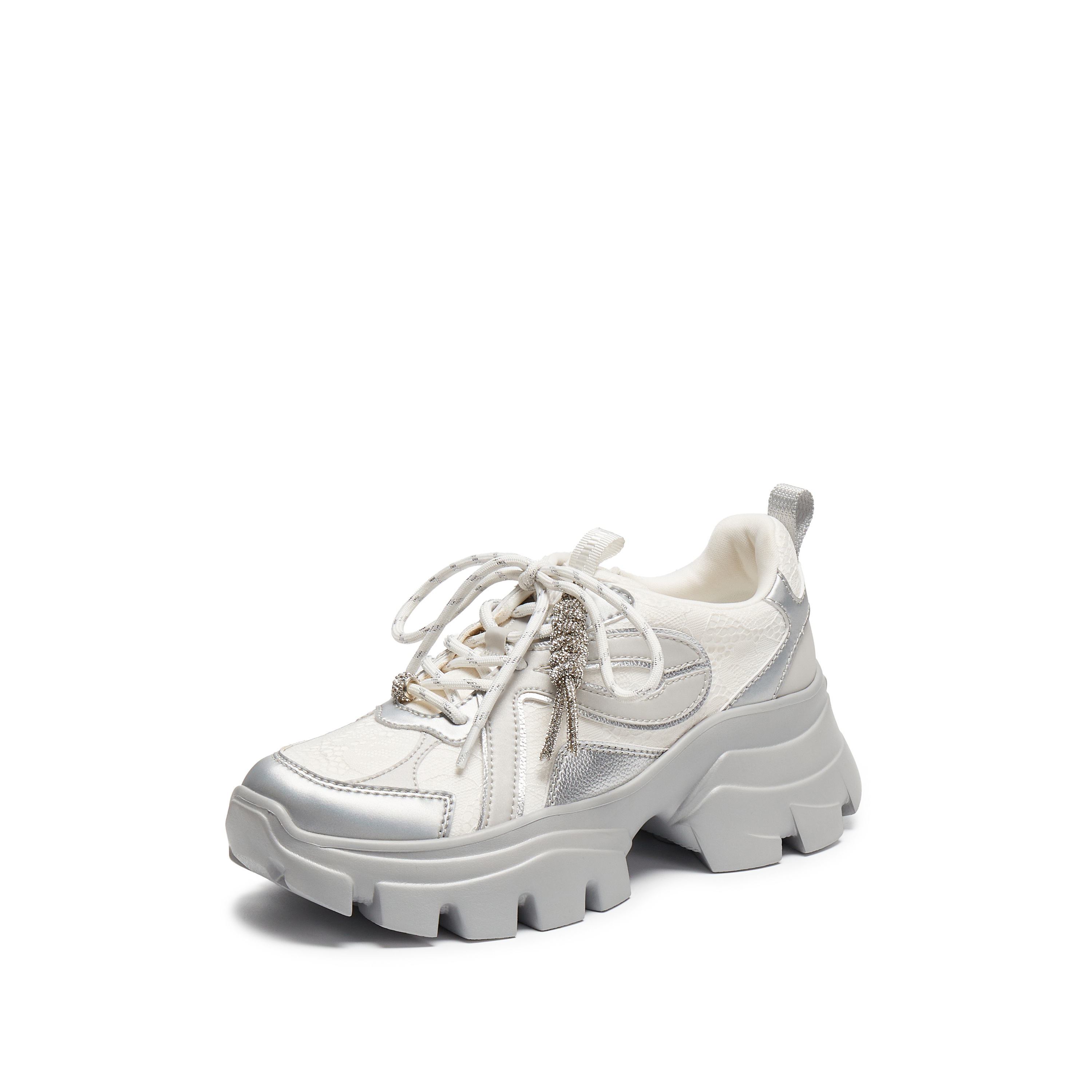 思加图2026春季新款百搭老爹鞋小白鞋厚底运动休闲鞋女鞋ECE14AM6