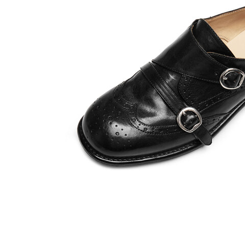 思加图2026春季新款孟克舞曲英伦风牛津鞋布洛克鞋皮鞋女J1786AM6