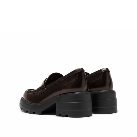 思加图2026春季新款小海鸥爵士乐福鞋小皮鞋厚底一脚蹬女EEZ22AA6