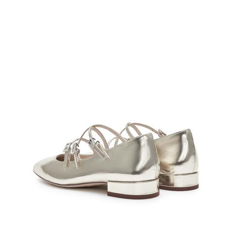 思加图2026春季新款爱丽丝玛丽珍鞋复古法式浅口单鞋女鞋EUE04AQ6