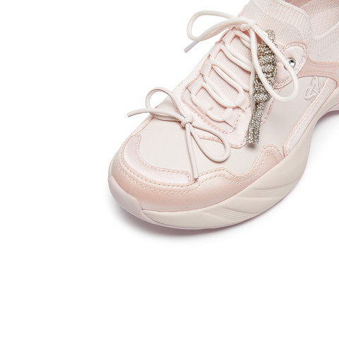 思加图2026春季新款老爹鞋运动休闲鞋厚底增高透气女鞋子EJB01AM6