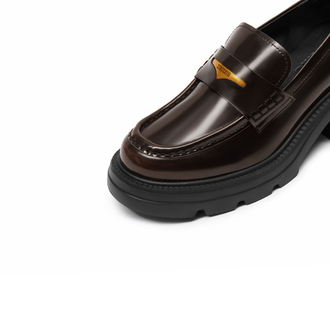 思加图2026春季新款小海鸥爵士乐福鞋小皮鞋厚底一脚蹬女EEZ22AA6