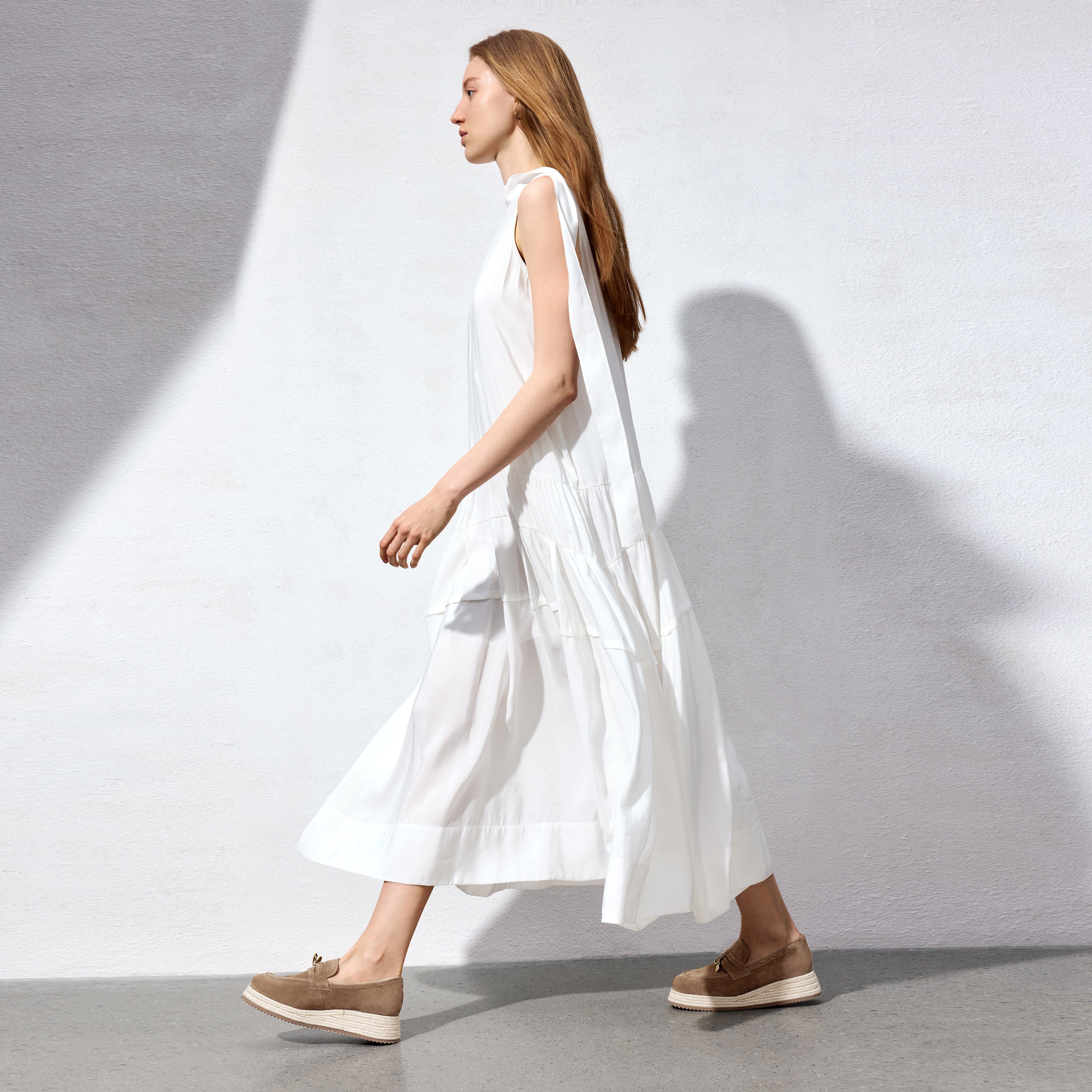 思加图2026春季新款马赛夏天一脚蹬渔夫鞋厚底乐福鞋女鞋H2263AA6