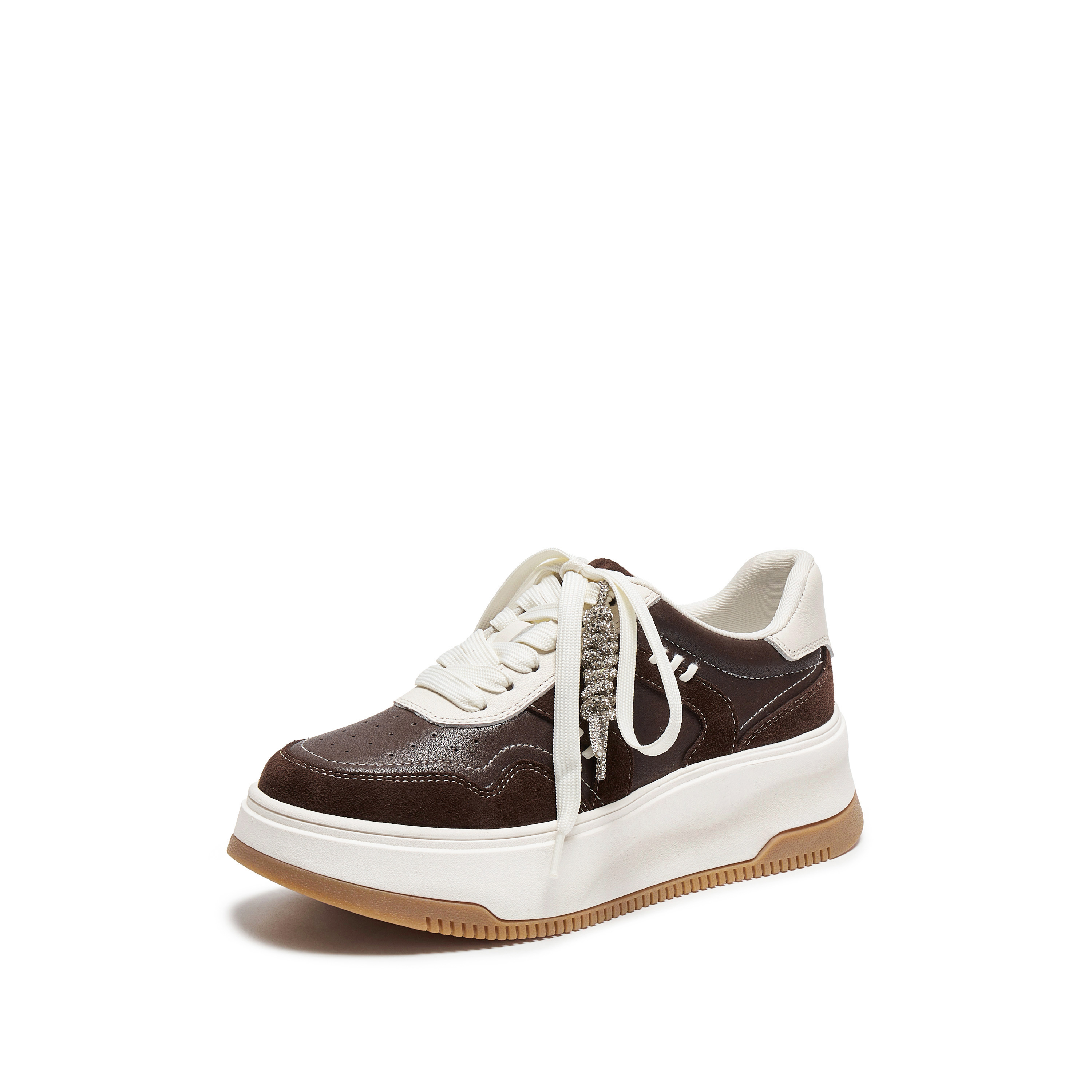 思加图2026春季新款百搭板鞋厚底增高运动休闲鞋小白鞋女L0063AM6