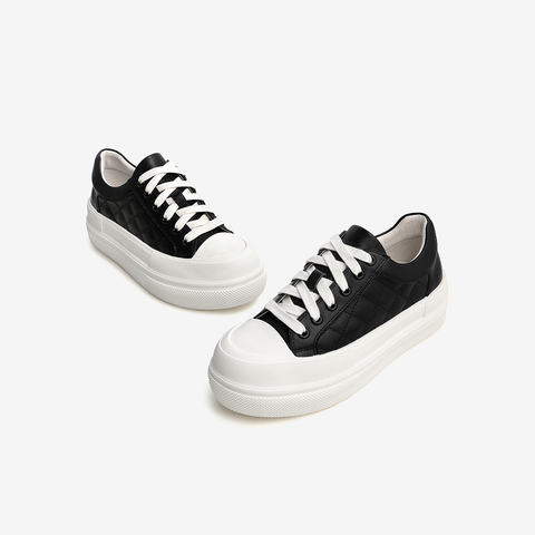 Tata/他她2021春厚底时尚小白鞋女平底休闲板鞋百搭新WXR01AM1