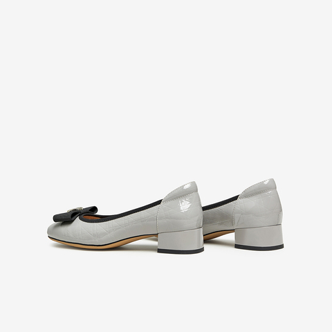 Tata/他她2023秋商场同款牛皮时尚百搭浅口单鞋女新款UAK01CQ3